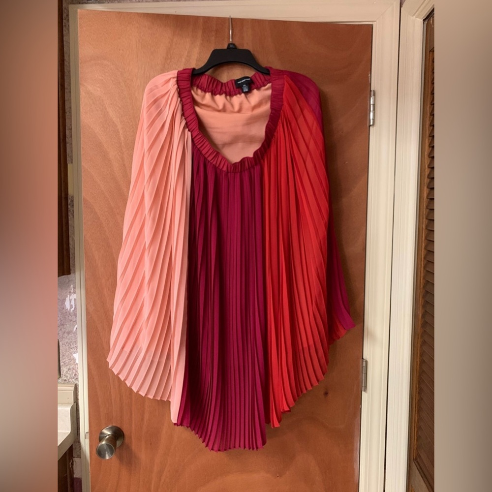 Pleated skirt